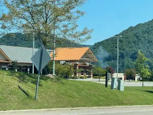 Daniel Boone Wilderness Trail Interpretive Center