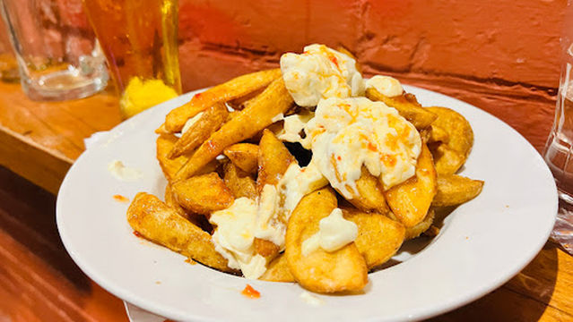 The Poolhouse Cafe & Bar