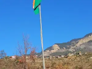 Fnyoli Camp Tour & Trek