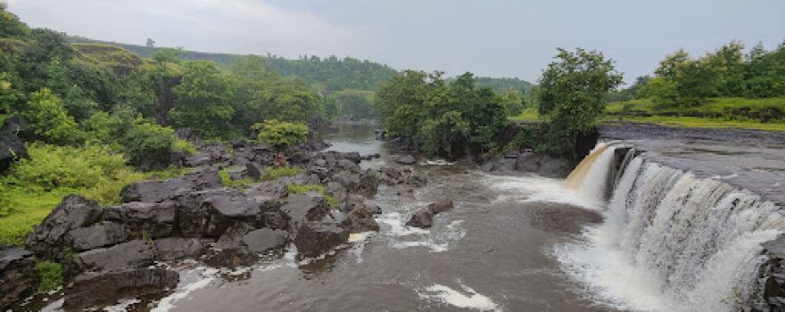 Bhadakla Waterfall