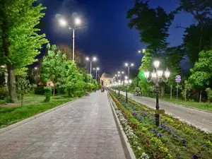 Kamoli Khujandi Park