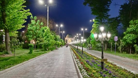 Kamoli Khujandi Park