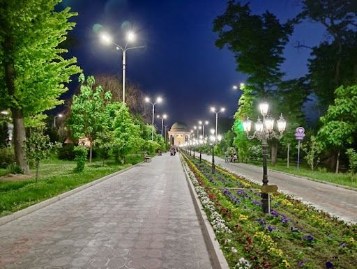 Kamoli Khujandi Park