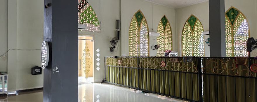 Masjid Al Ittihad Kompleks Pasar Karossa
