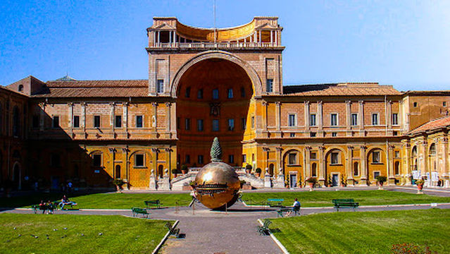 Cortile del Belvedere