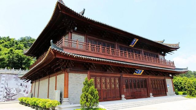 Baofeng Temple, Xiqiao Mountain