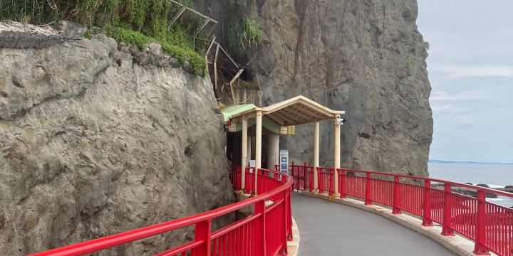 Enoshima Iwaya Caves