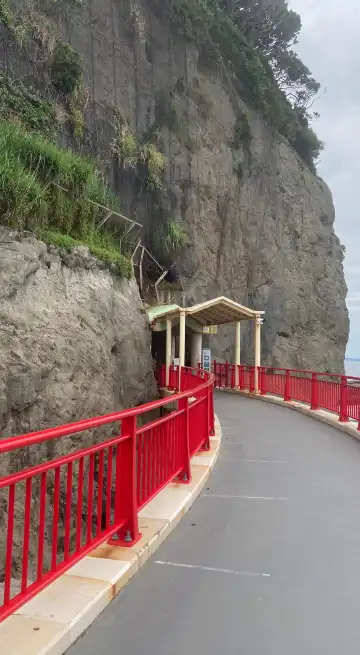 Hotels near Enoshima Iwaya Cave