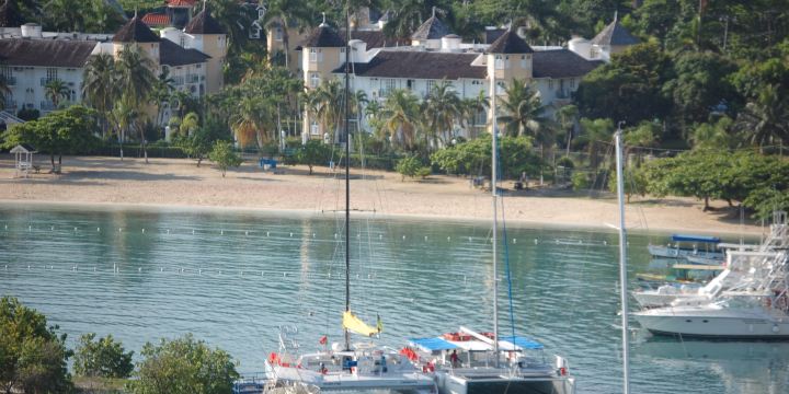 Ocho Rios Bay Beach