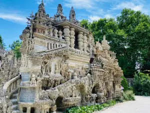 Palais Idéal du Facteur Cheval