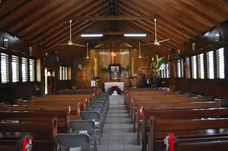 Các khách sạn gần Mary, Gate of Heaven Catholic Church