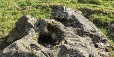 Polissoirs Neolithiques du Bruzel et Pierre aux Fees