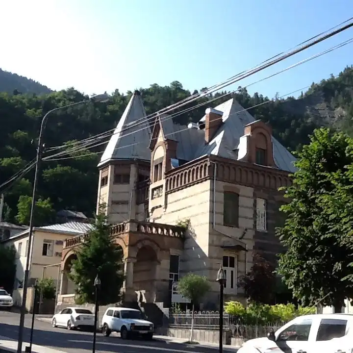 Hotels near Borjomi museum