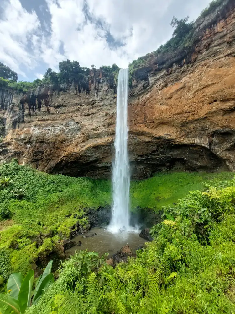 Hotels near SIPI TRAVELOGUE UG
