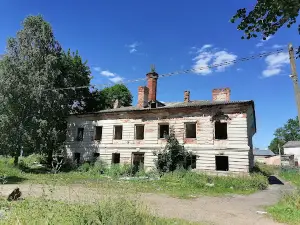 Руины усадьбы Рапти