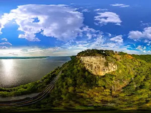 Maiden Rock Bluff State Natural Area