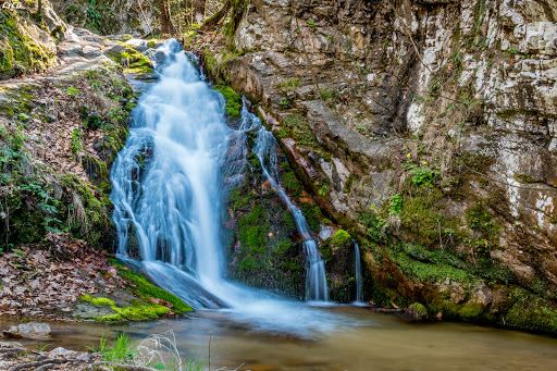 Koleshino Waterfall