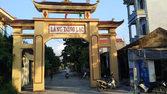 Dong Lac village