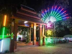 Wat Pa Nong Nok Kot