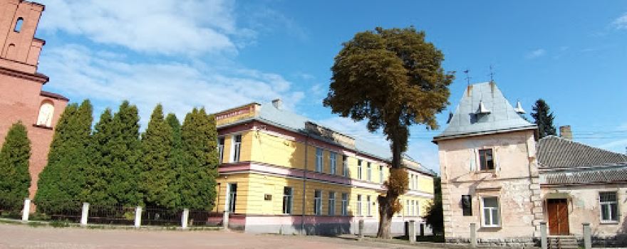 Horodotska central district library