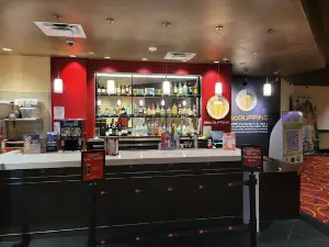 AMC Lake Square 12