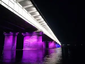Molodezhnyy Skver
