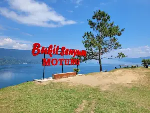 Bukit Senyum