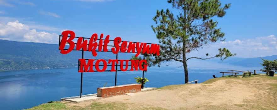 Bukit Senyum