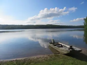 Avery Lake