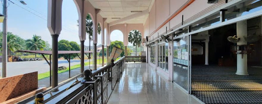 Masjid Daerah Bera (Darul Fikri)