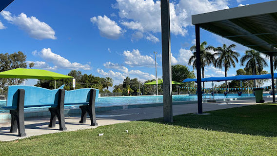 Dysart Public Swimming Pool