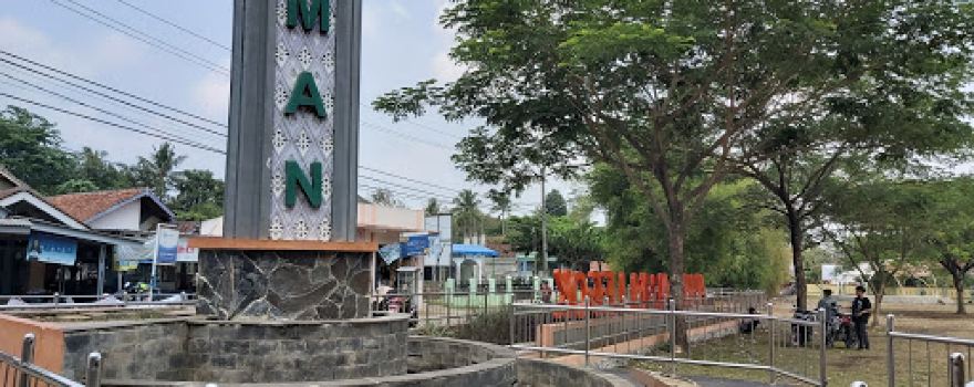 Alun-alun Legok
