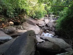 Pha Nang Khoi Waterfall