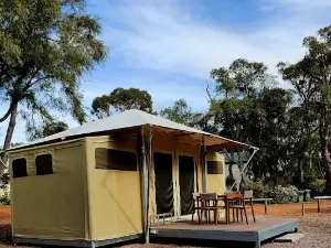 Coalmine Beach Holiday Park