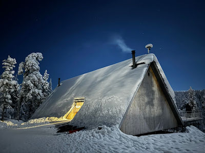 Aurora Day Hut