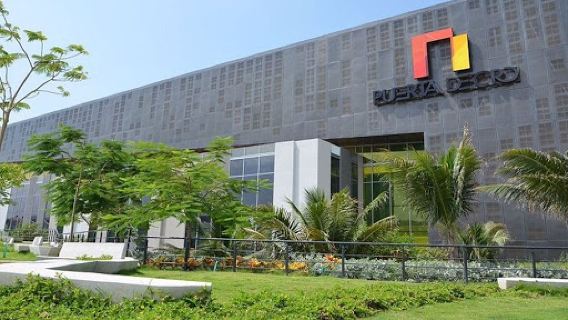 Puerta de Oro - Centro de Eventos