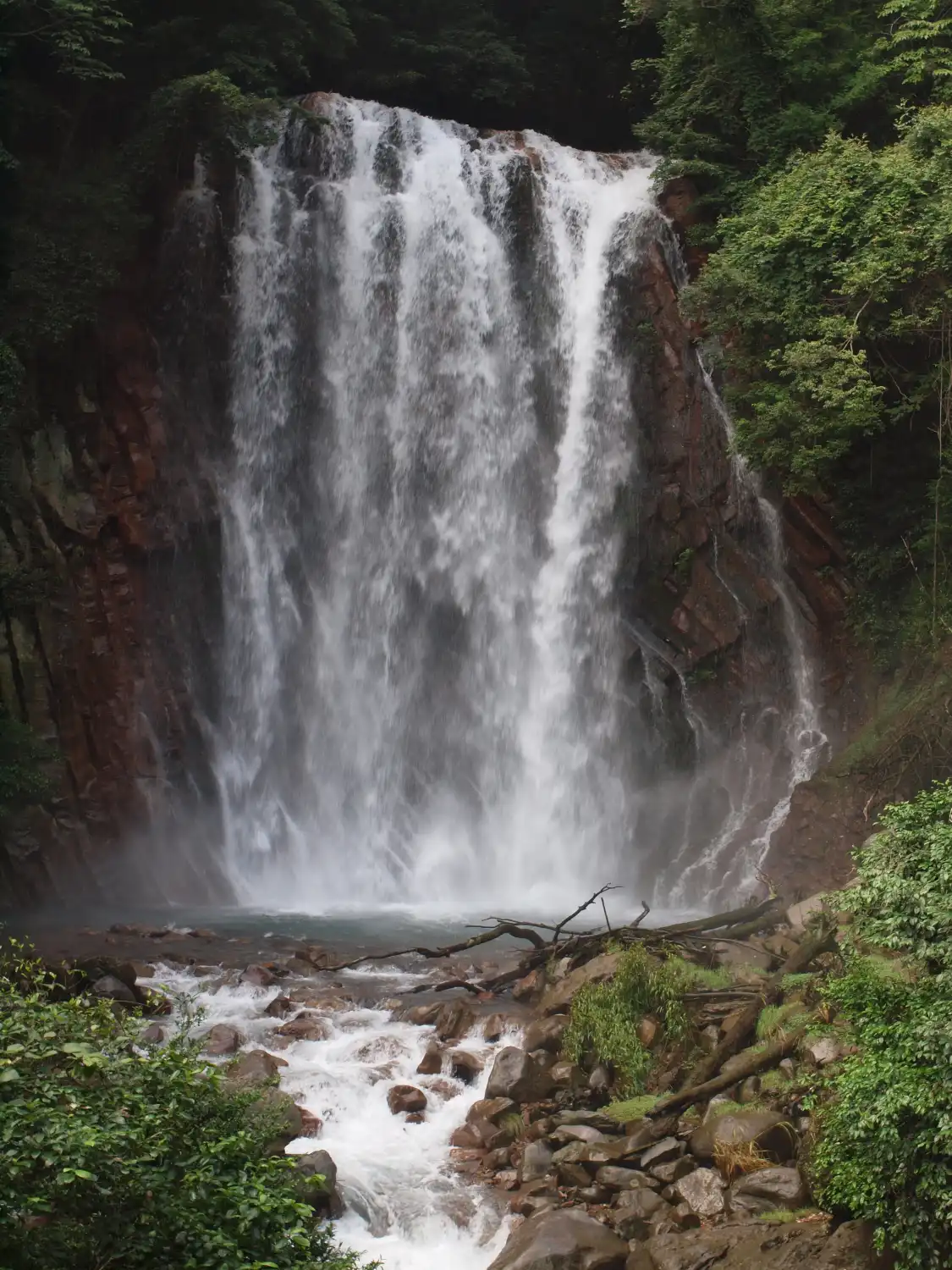 Hotels near Maruo Falls