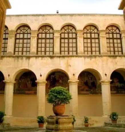 Hotels near Convento dei Paolotti