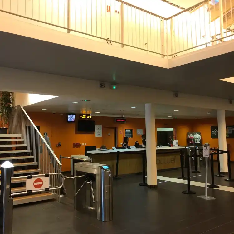 Hotels in Meyzieu