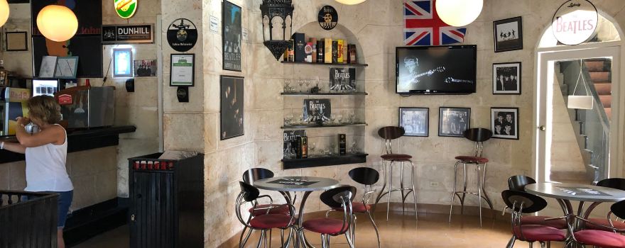 The Beatles Live Music Bar and Grill