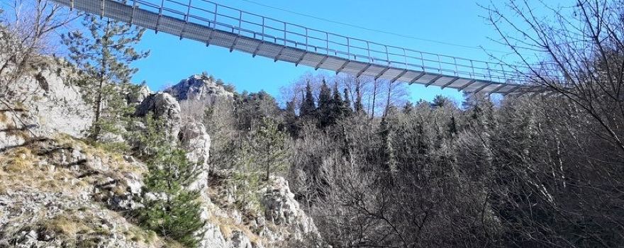 Tibetan Bridge Roccamandolfi