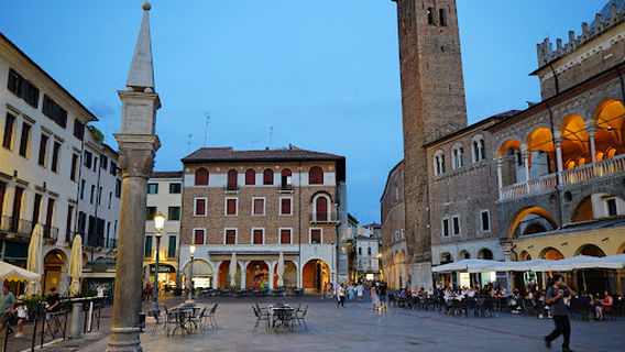 Piazza della frutta