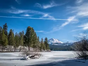 Manzanita Lake