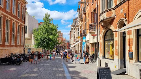 Oude Markt - De Langste Toog ter Wereld