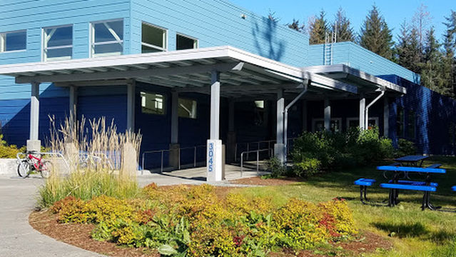 Dimond Park Aquatic Center