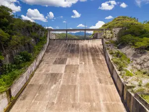 Presa Monción