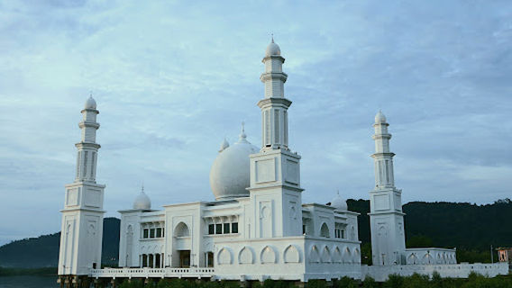 Masjid Agung Oesman Al-Khair