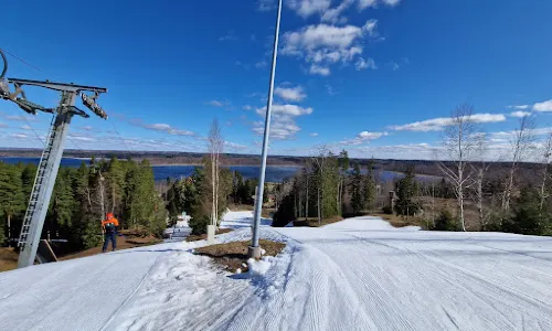 Atpūtas komplekss "Mežezers"