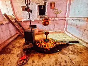 Vyaghreshwar Temple