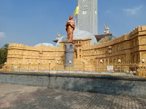 Ahilyadevi Holkar Smrutistambh